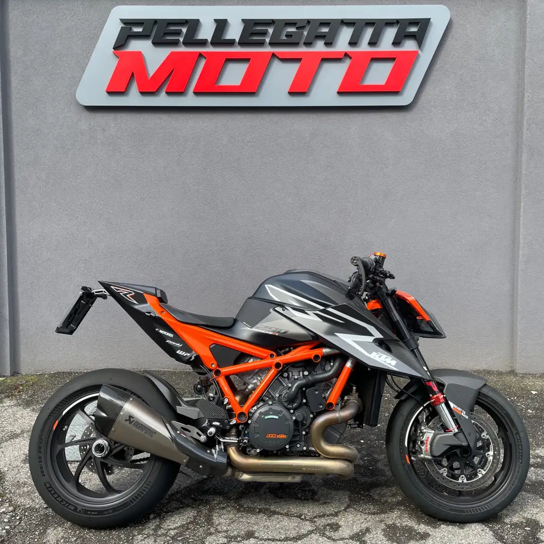 KTM 990 Super Duke Gris - 1
