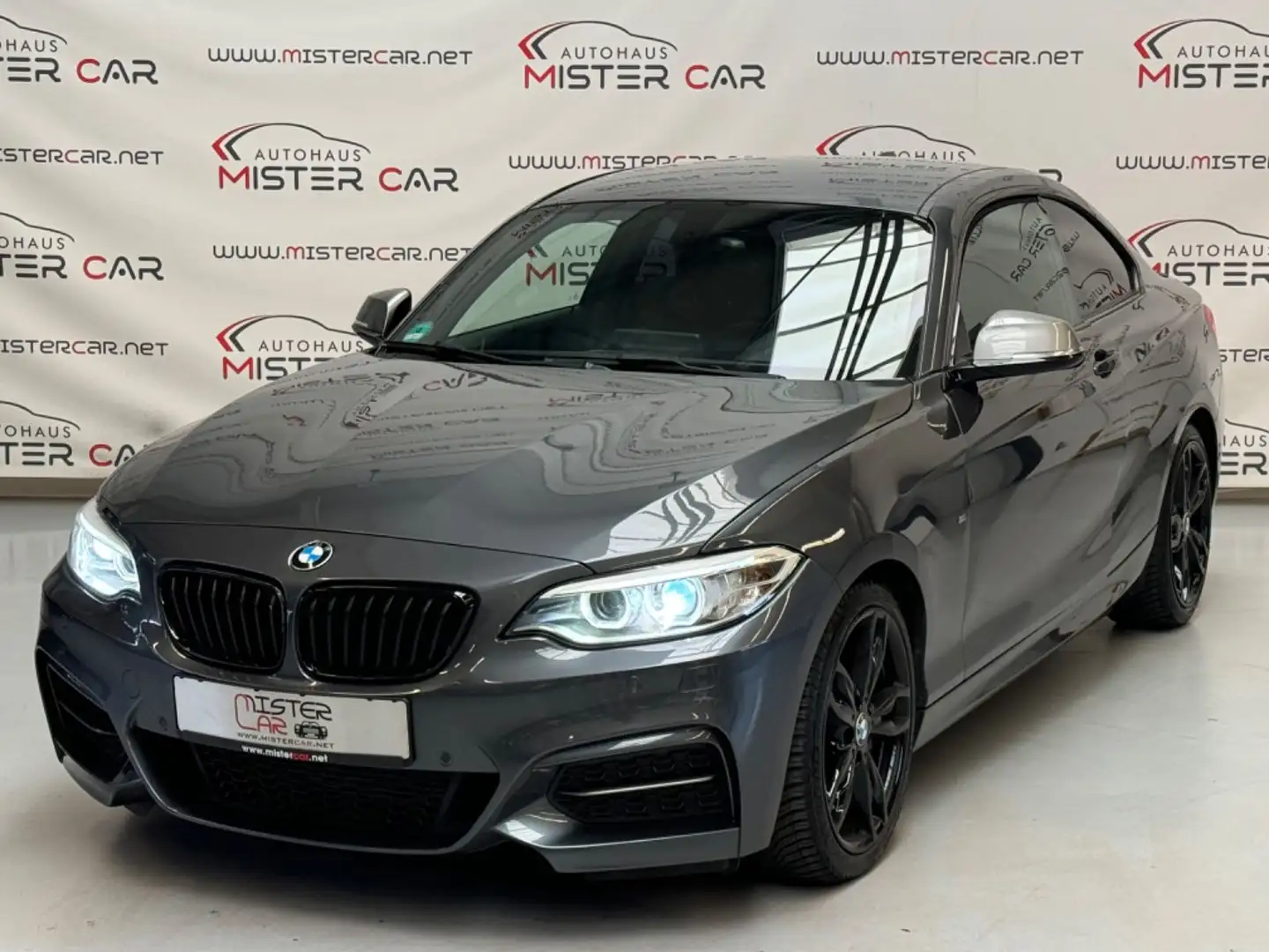BMW 235 Coupe M PERFORMANCE/NaviProf/LED/HIFI/18 Grau - 1