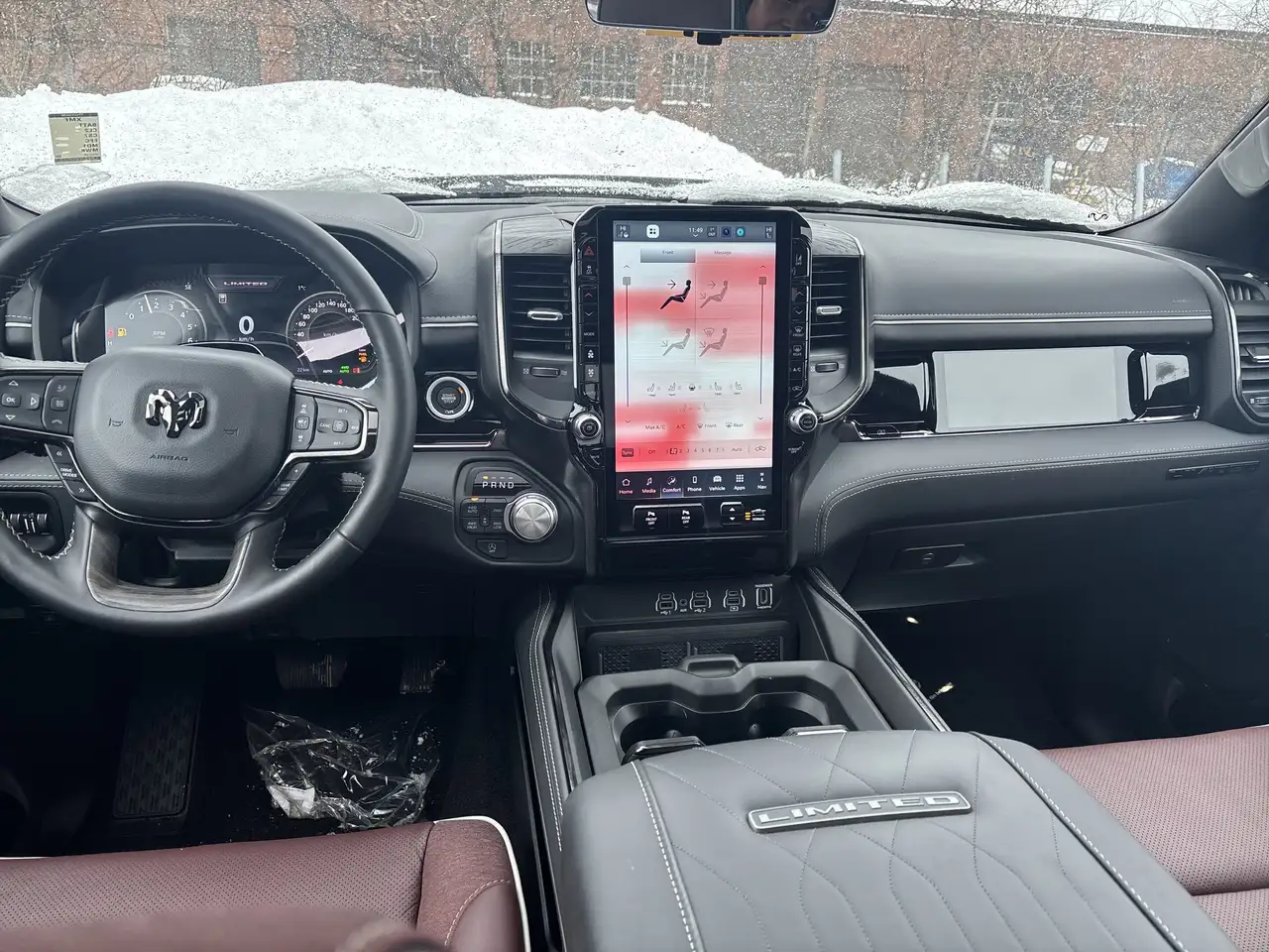 RAM 1500 снимка RAM 1500