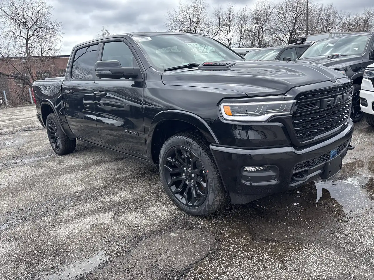 RAM 1500 снимка RAM 1500