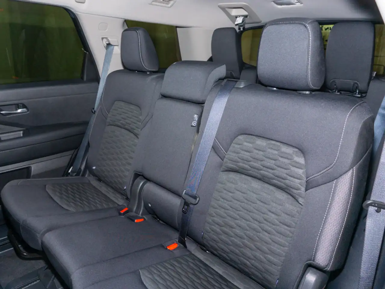 Nissan Pathfinder снимка Nissan Pathfinder