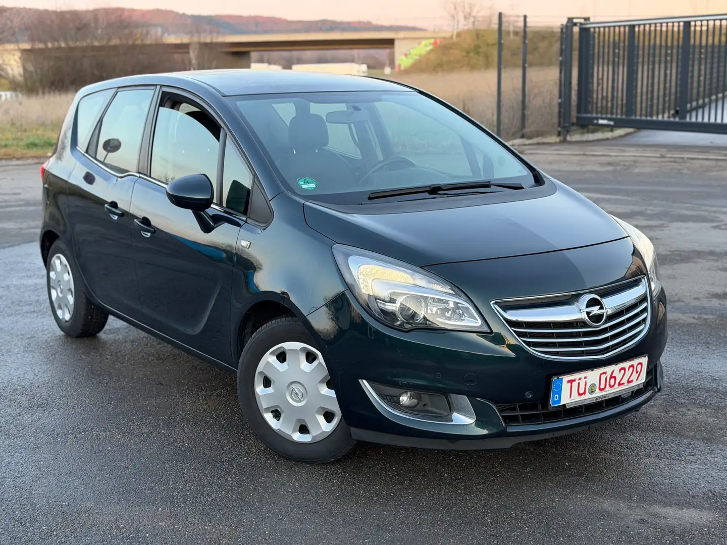 Opel Meriva 1.4 ecoflex Klima | Sitzheizung | TÜV 12/2027 Grün - 1