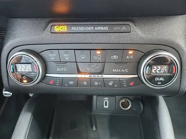 Ford Focus view 18
