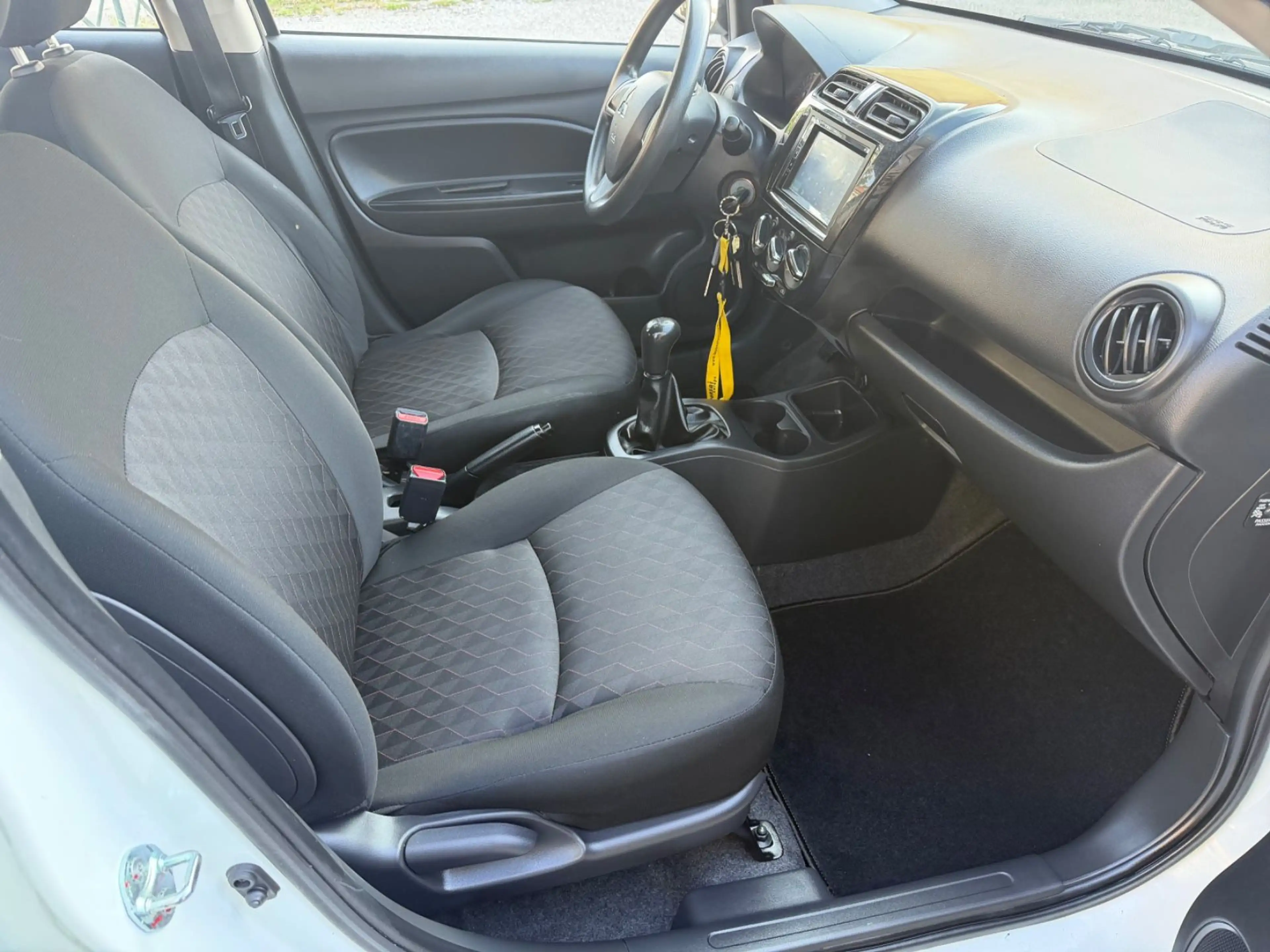 Mitsubishi Space Star Select Klima — photo 9