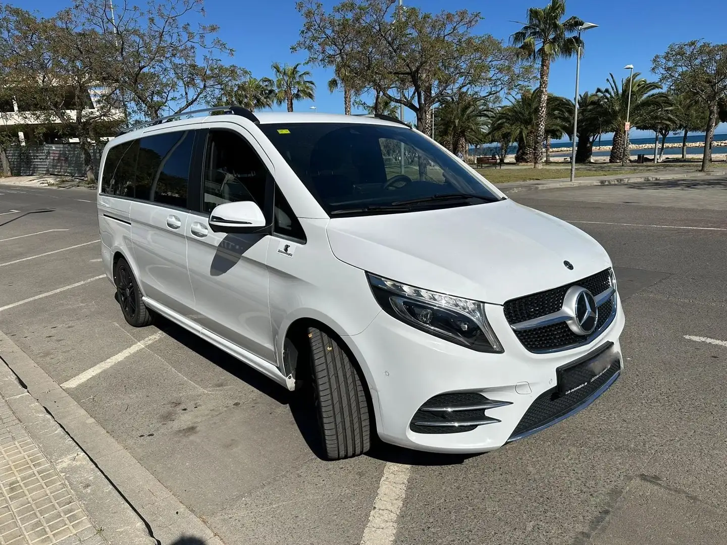 Mercedes-Benz V 300 300d Largo Avantgarde Blanco - 1