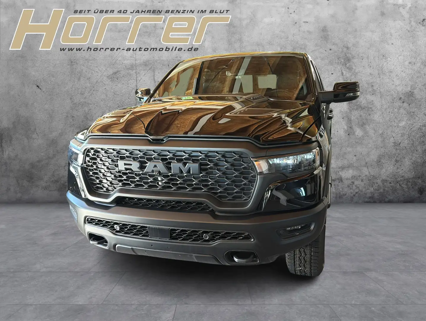 Dodge RAM Rebel Premium Crew Cab Luft Pano Černá - 2