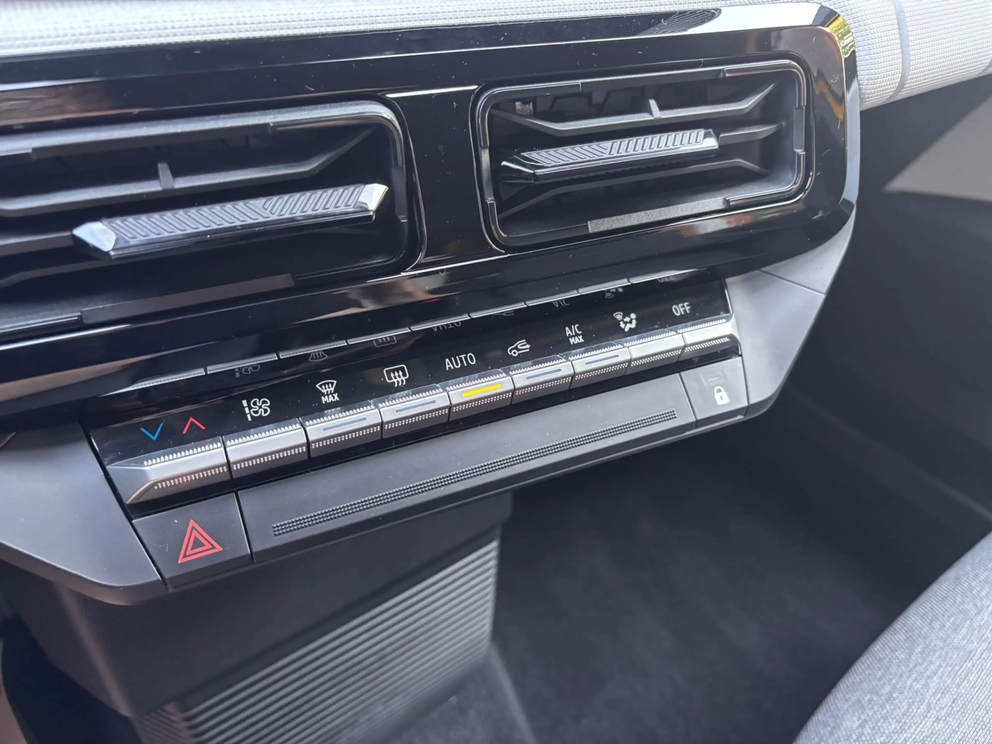 Renault R 5 urban range evolution 40 kWh,Carplay,Stoelverwarmi — photo 11