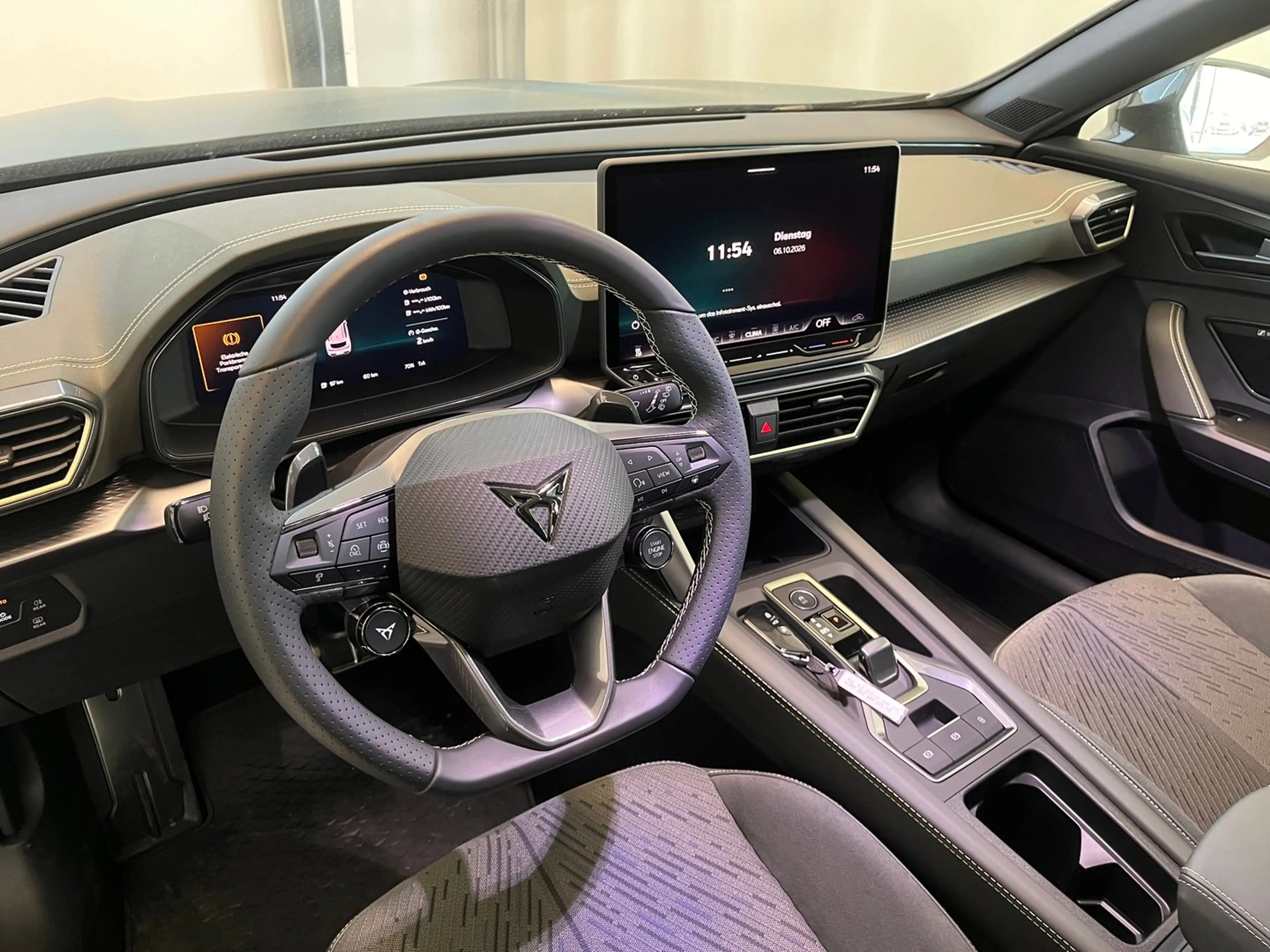 CUPRA Formentor TRIBE e-HYBRID 204 PS DSG — photo 13