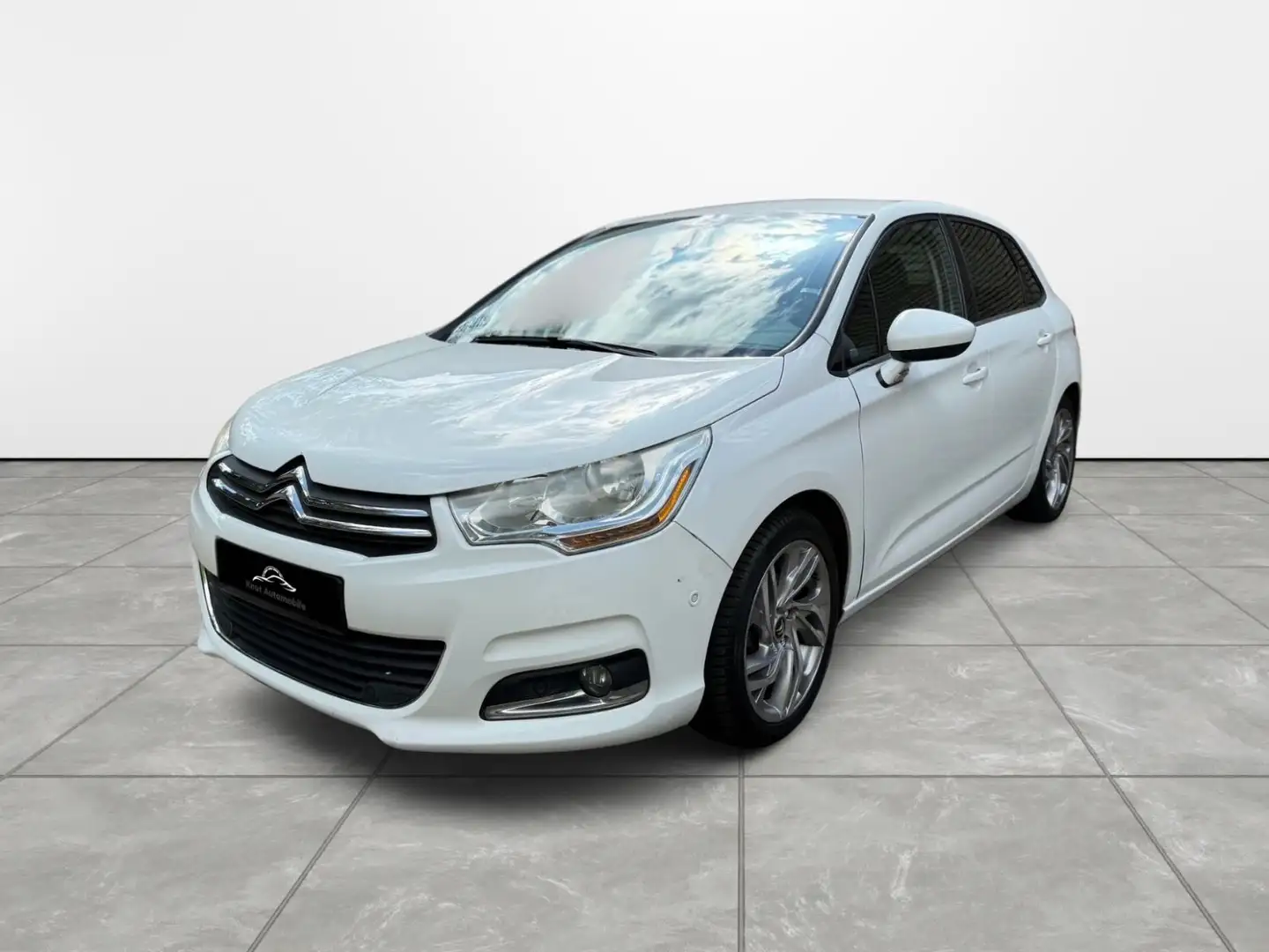 Citroen C4 VTi 120 Exclusive*2Hd*Massage*Navi*AHK*Voll Weiß - 2