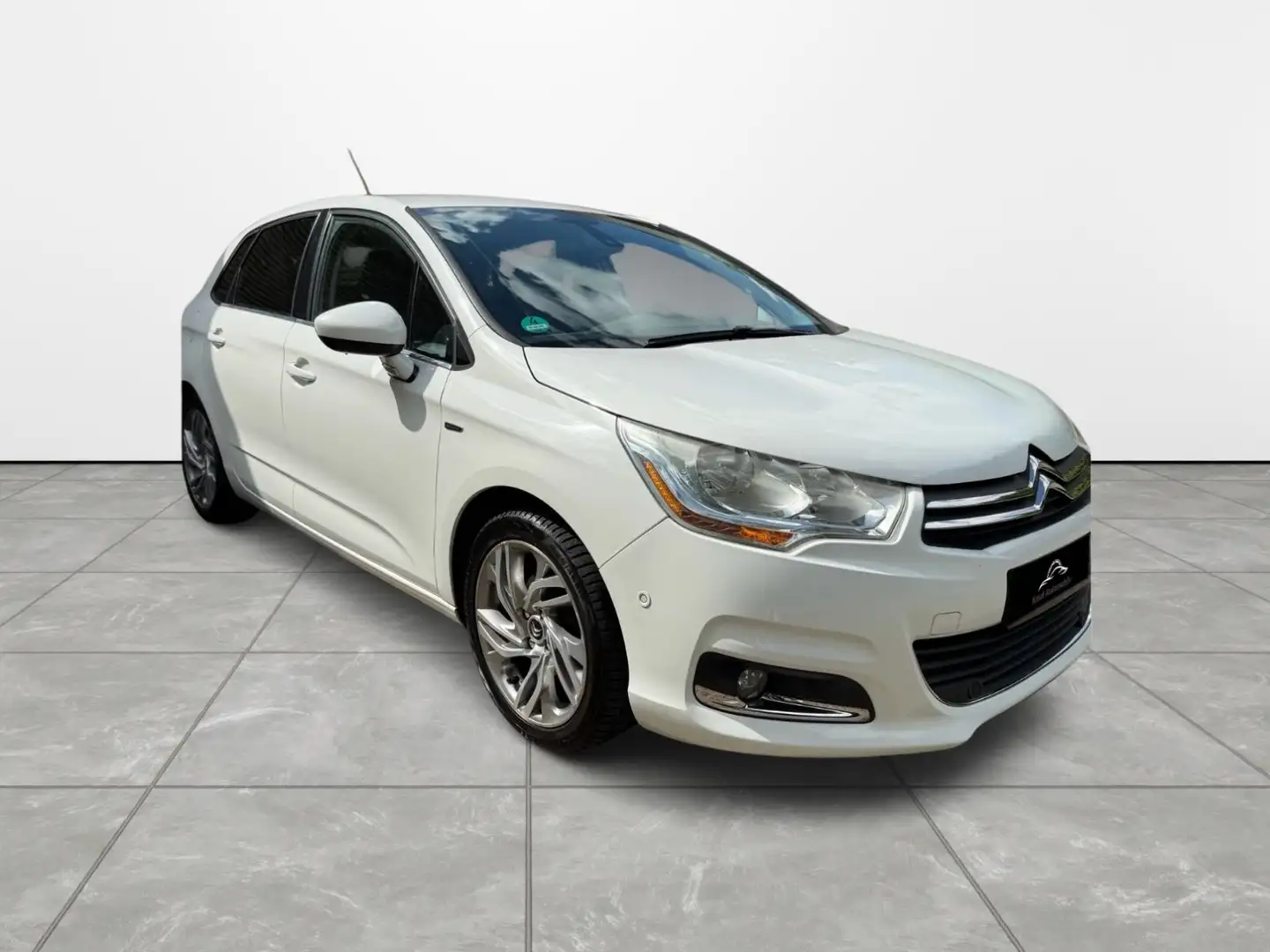 Citroen C4 VTi 120 Exclusive*2Hd*Massage*Navi*AHK*Voll Weiß - 1