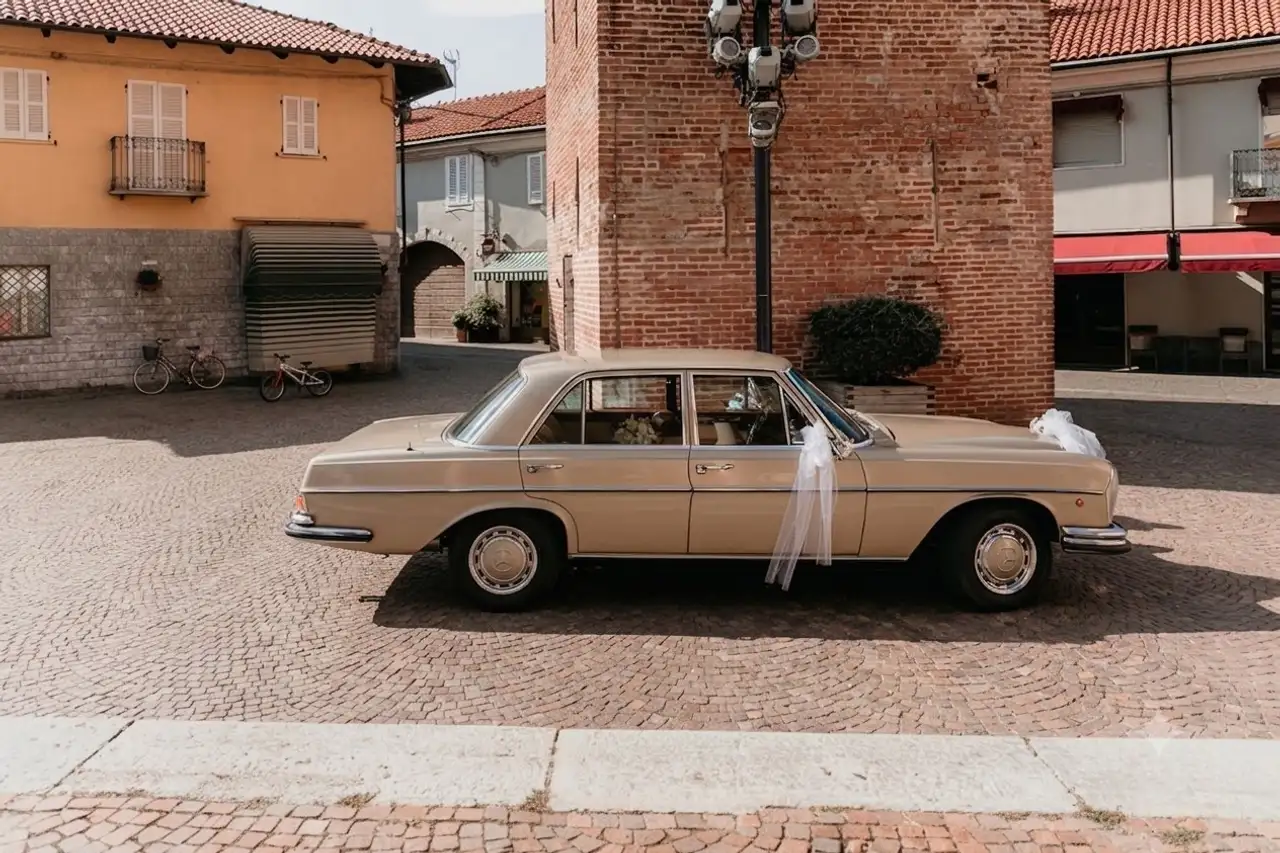Mercedes-Benz 280 SE, foto 2