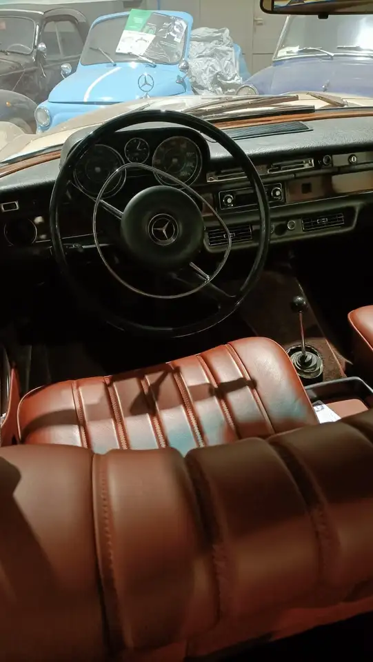 Mercedes-Benz 280 SE, foto 4