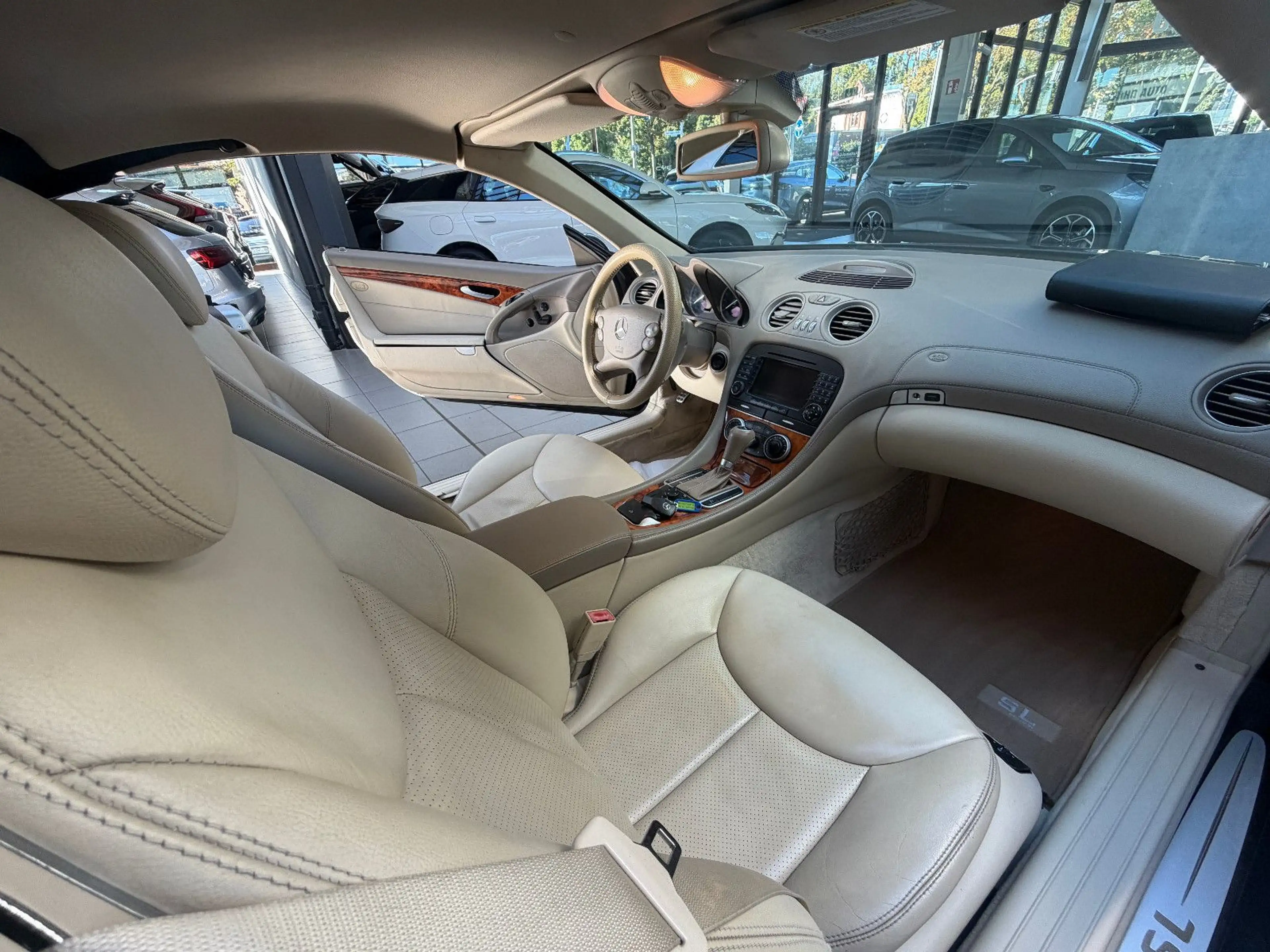 Mercedes-Benz SL 350 * Automatik * Xenon * Navi * Leder * SHZ — photo 15