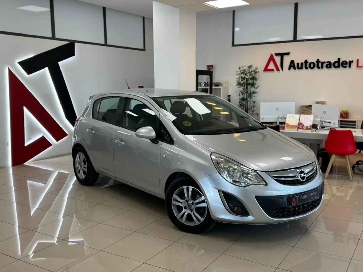 Opel Corsa 1.3 ecoFlex C Mon Plateado - 1