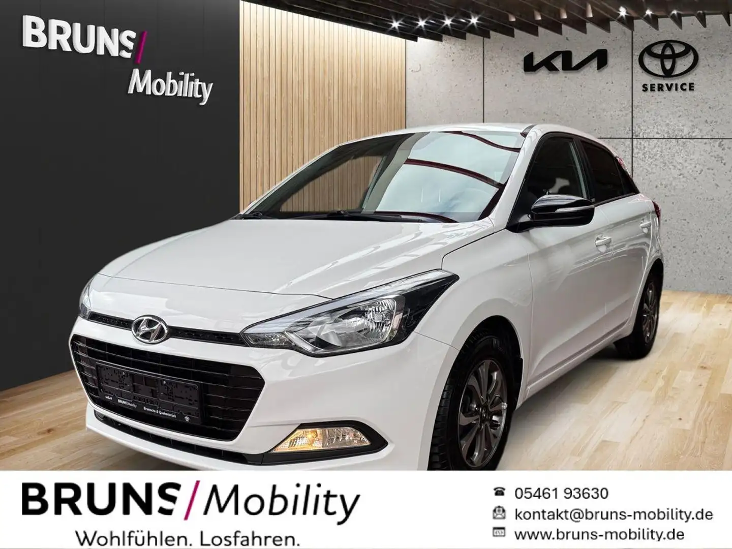 Hyundai i20 1.2 Sitzheizung Bluetooth 8-fach bereift Wit - 1