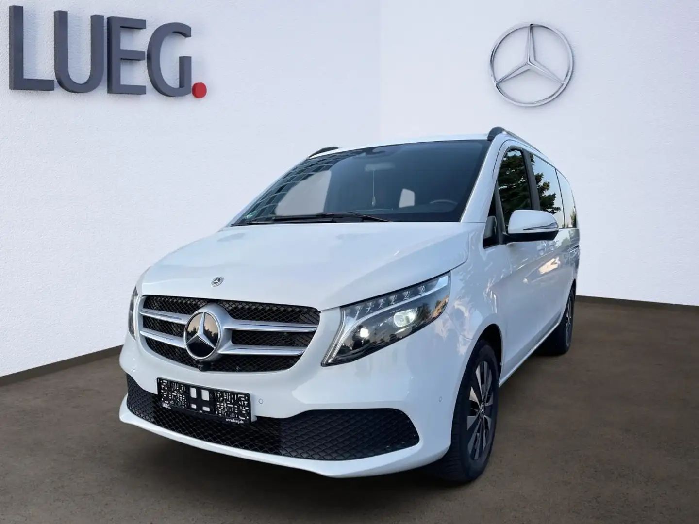 Mercedes-Benz V 300 d 4MATIC Lang el.Schiebe SpurW AHK Pano Blanc - 1