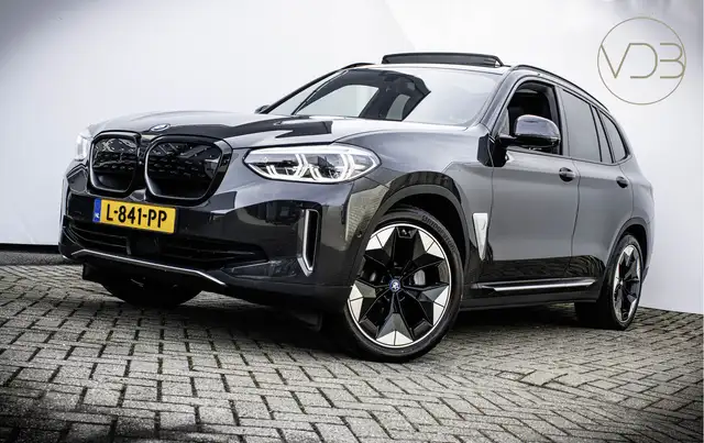 BMW iX3 High Executive 80 kWh SOH 91% PANORAMA LEER HARMAN