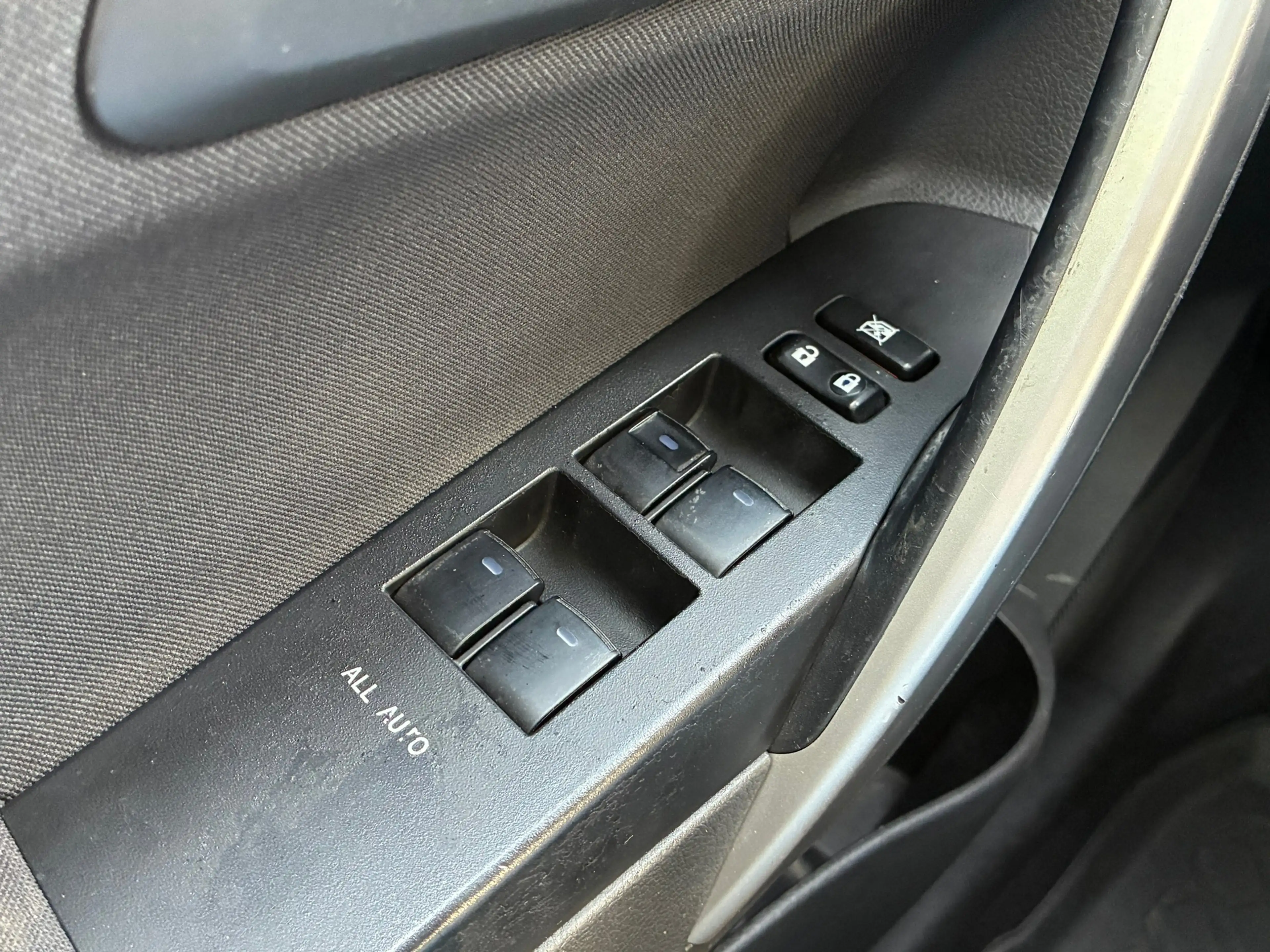 Toyota Auris Touring Sports 1.8 Hybrid Lease | Pano + Cruise + — photo 18