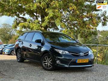 Touring Sports 1.8 Hybrid Lease | Pano + Cruise +
