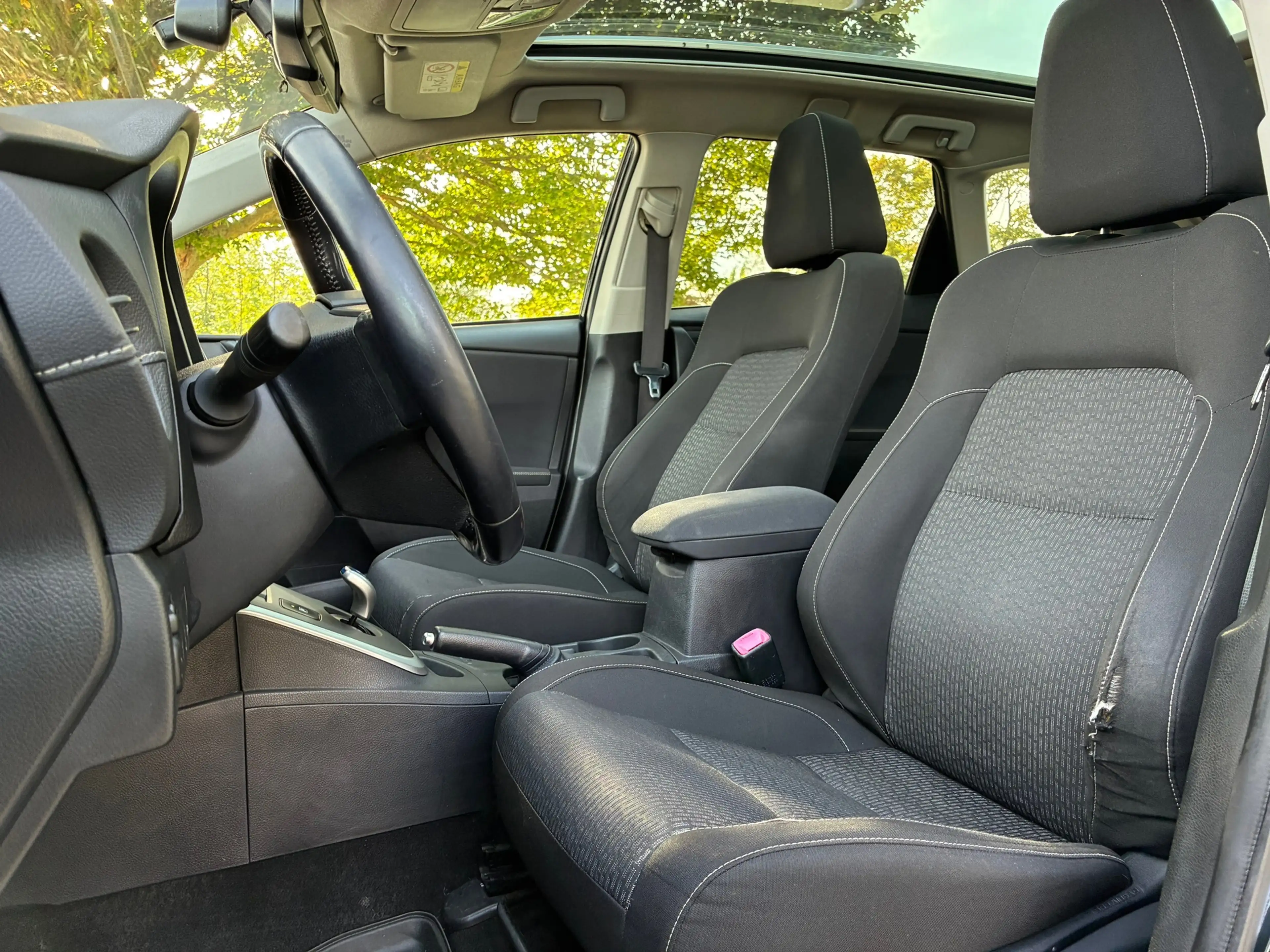 Toyota Auris Touring Sports 1.8 Hybrid Lease | Pano + Cruise + — photo 11