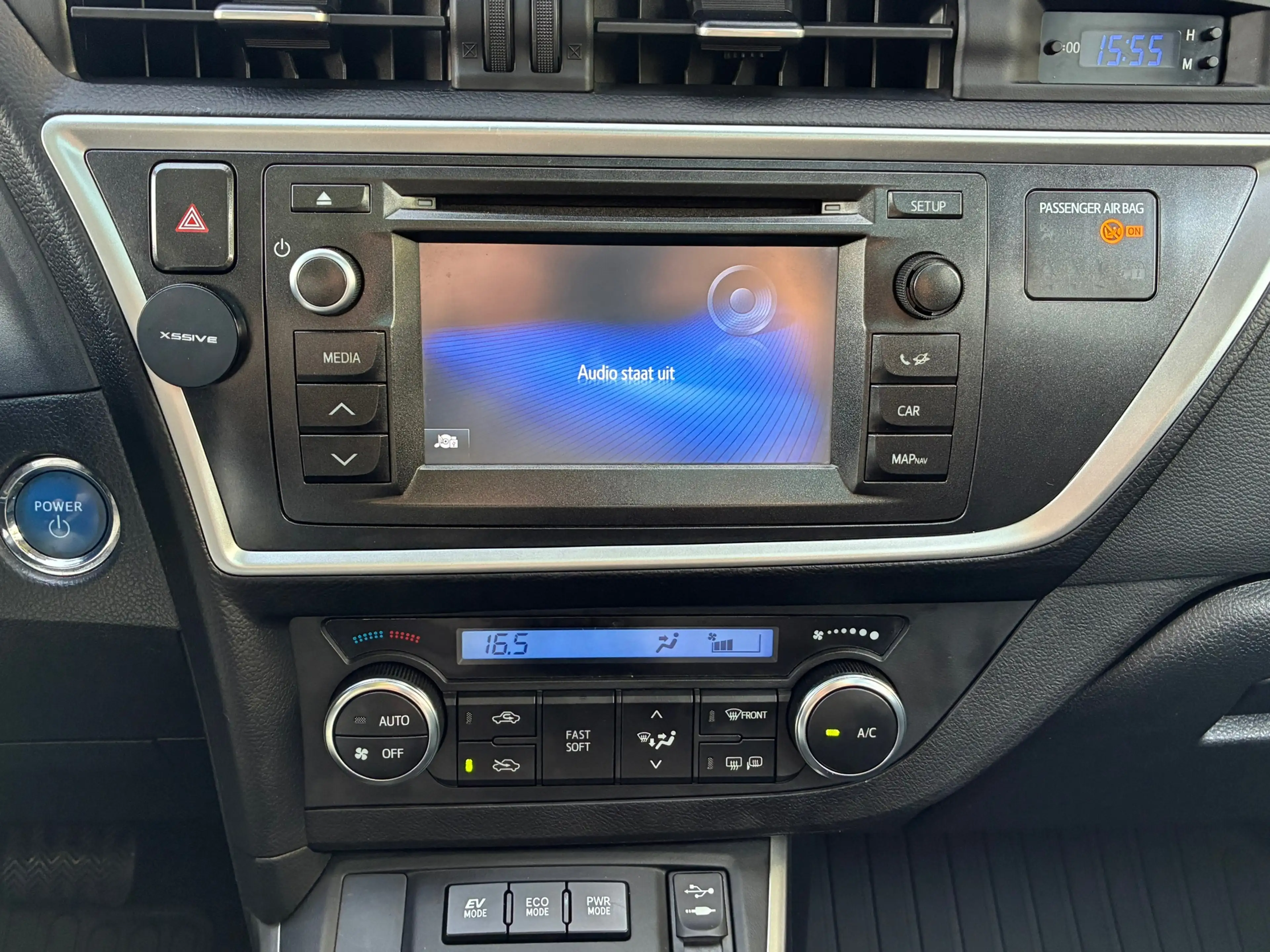 Toyota Auris Touring Sports 1.8 Hybrid Lease | Pano + Cruise + — photo 20