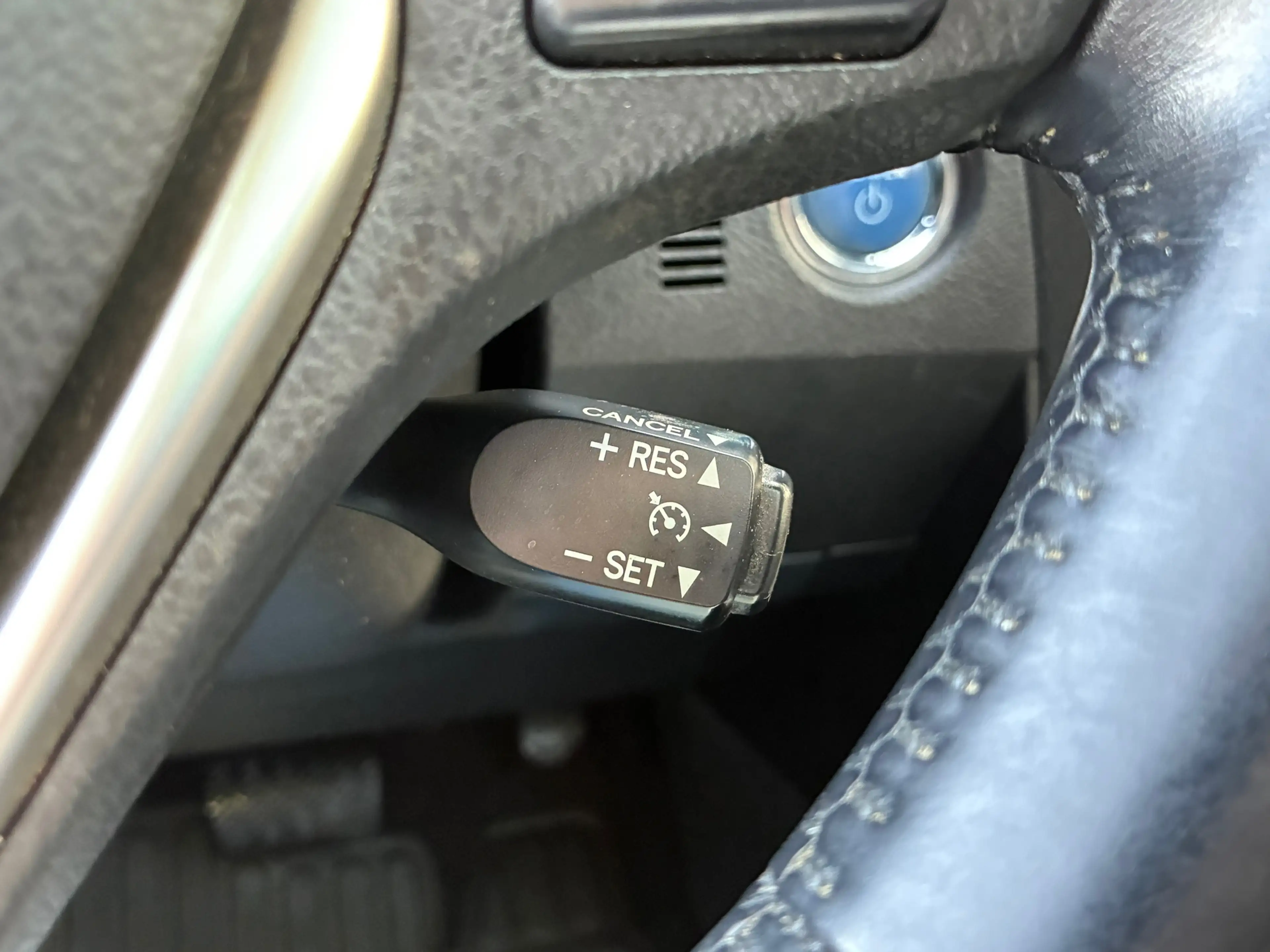 Toyota Auris Touring Sports 1.8 Hybrid Lease | Pano + Cruise + — photo 17