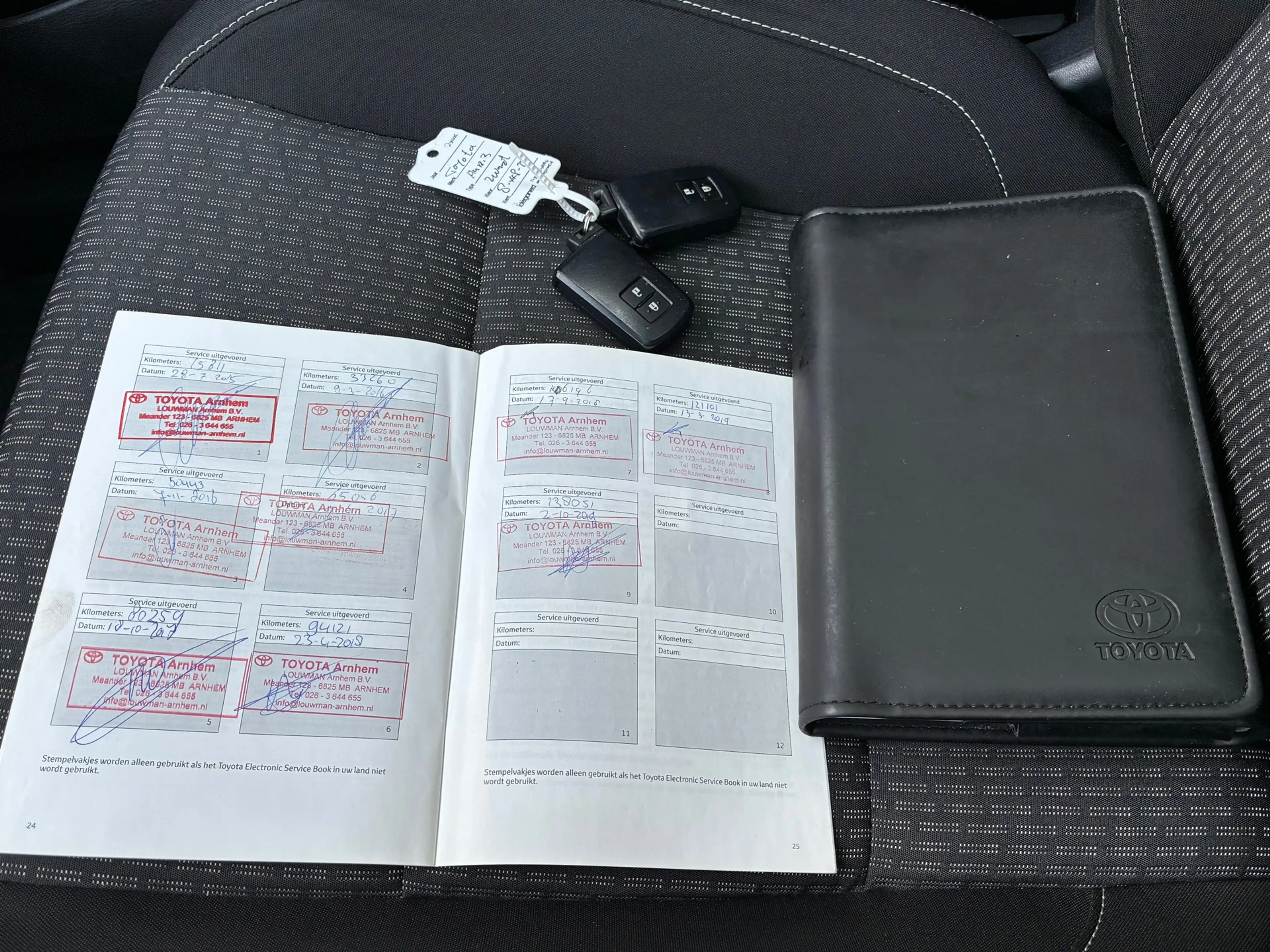 Toyota Auris Touring Sports 1.8 Hybrid Lease | Pano + Cruise + — photo 25