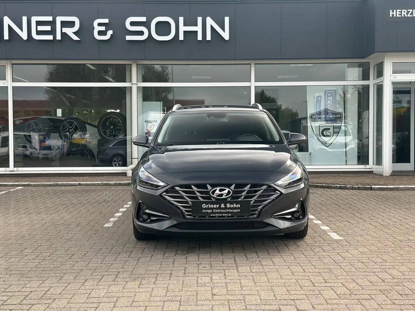 Hyundai i30 cw Trend Mild-Hybrid,R-Kam,Winter.3,99% - 2