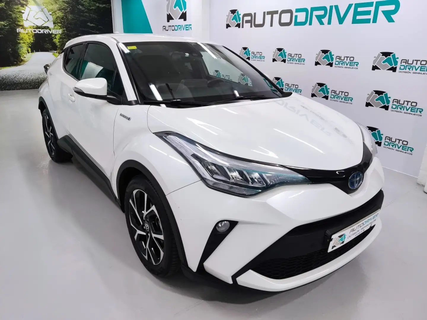 Toyota C-HR 125H Advance - 1