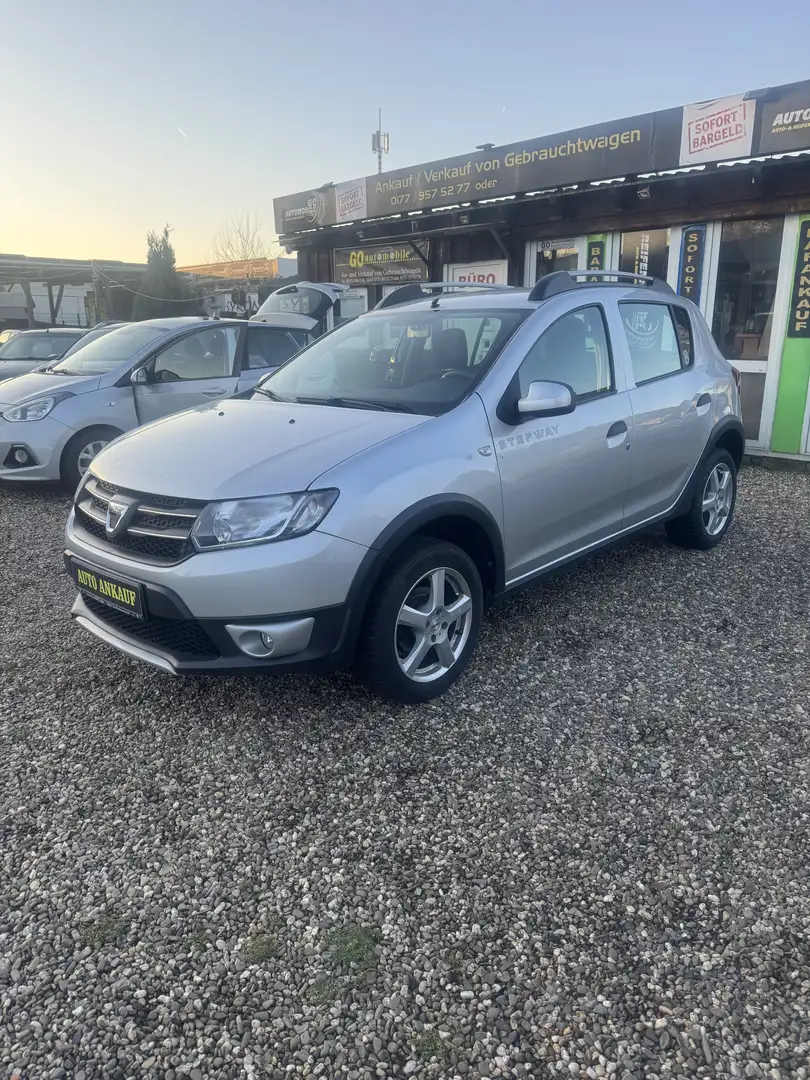 Dacia Sandero Stepway TCe 90 Prestige-SCHECKHEFT GEPFLEGT- Gris - 2