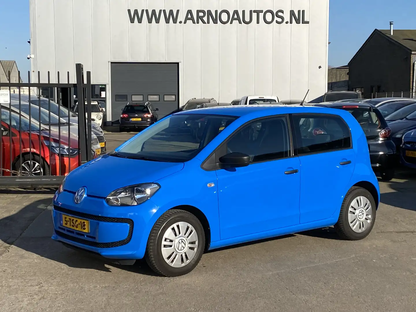 Volkswagen up! 1.0 take up! BlueMotion 5-DEURS, 1E EIGENAAR, 105. Blauw - 1