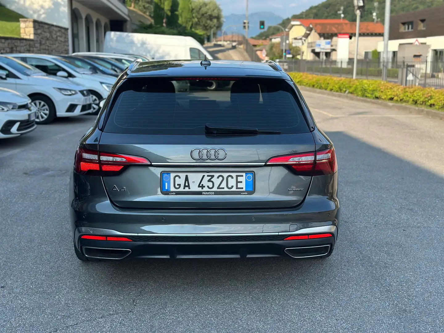 Audi A4 40 2.0 tdi S Line edition quattro 190cv s-tronic Grijs - 2