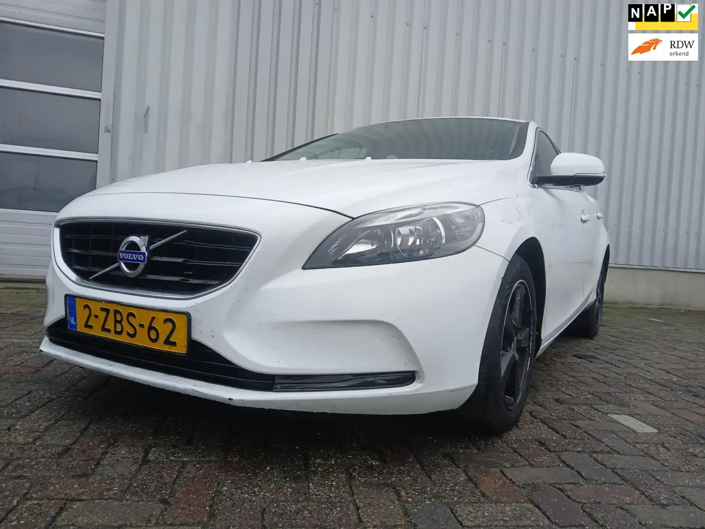 Volvo V40 2.0 D4 Summum Business - Start Niet Wit - 1