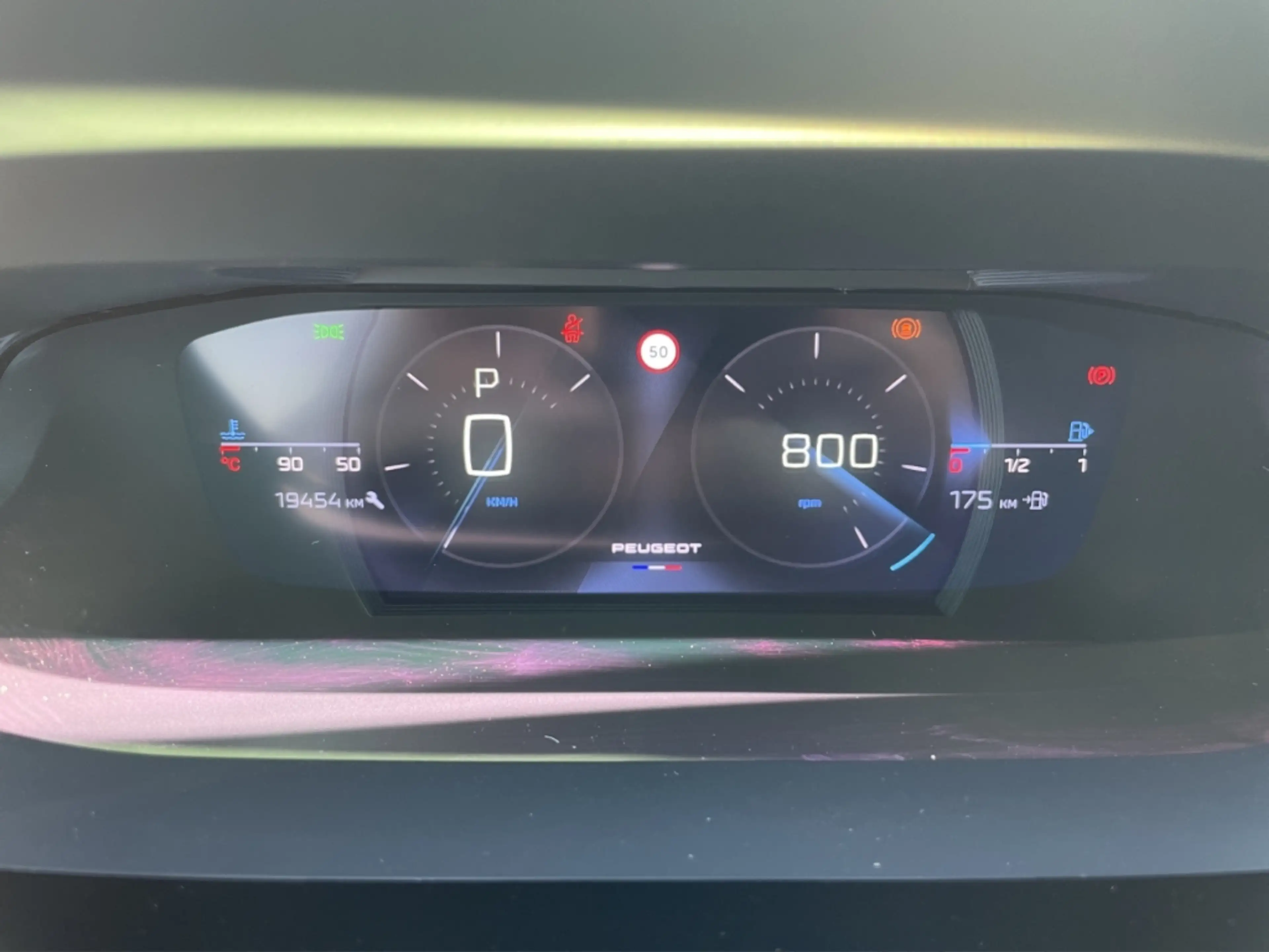 Peugeot 408 GT PT 130 EAT8 PANO Navi Leder ACC Memory Sitze So — photo 15