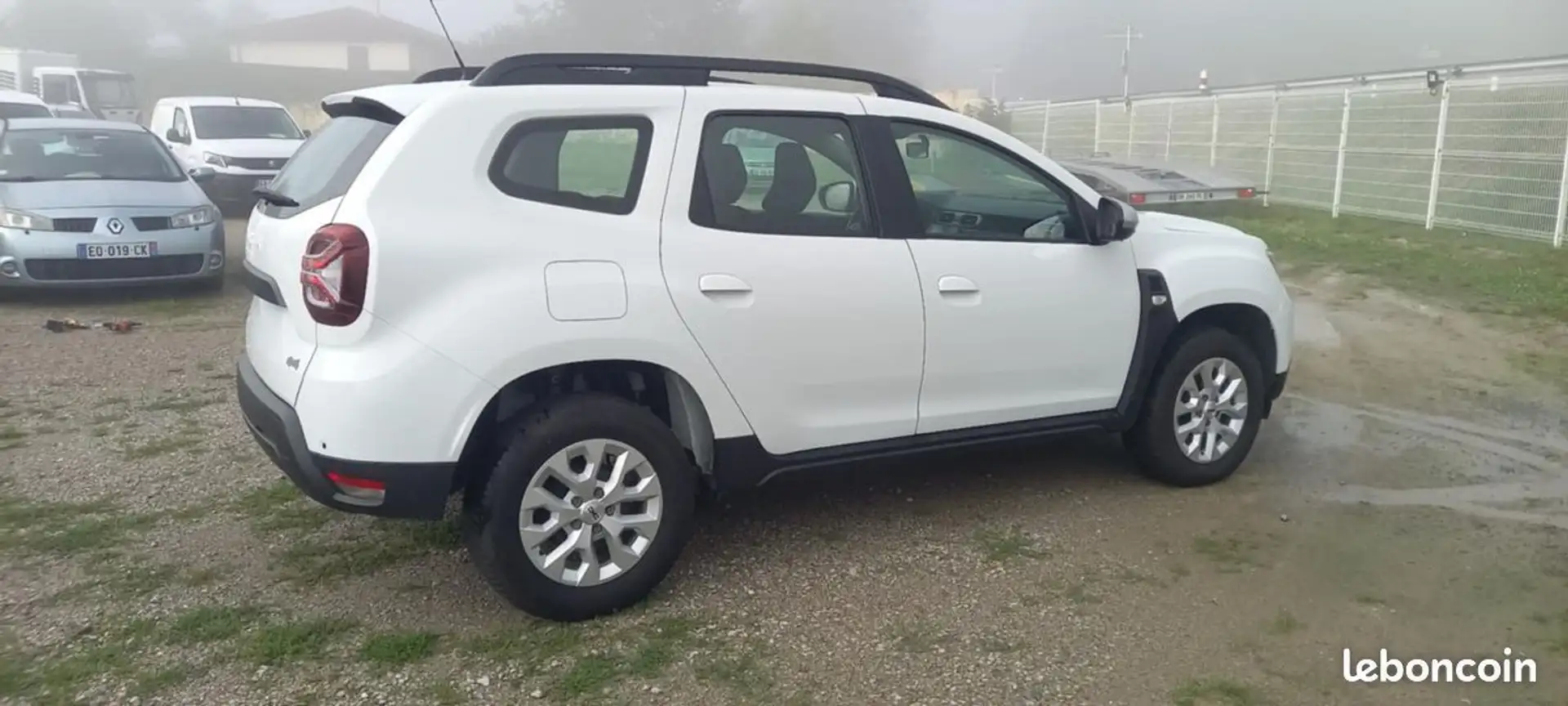 Dacia Duster 4X4 115 CV 1ere MAIN (belex auto A YOLET) Blanc - 2