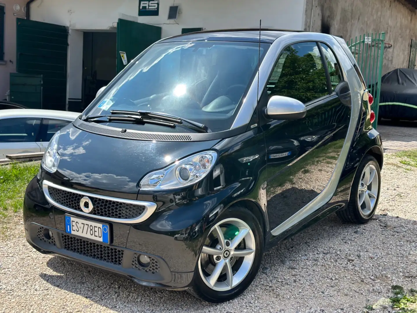 smart forTwo fortwo 800 40 kW coupé pure cdi Nero - 1