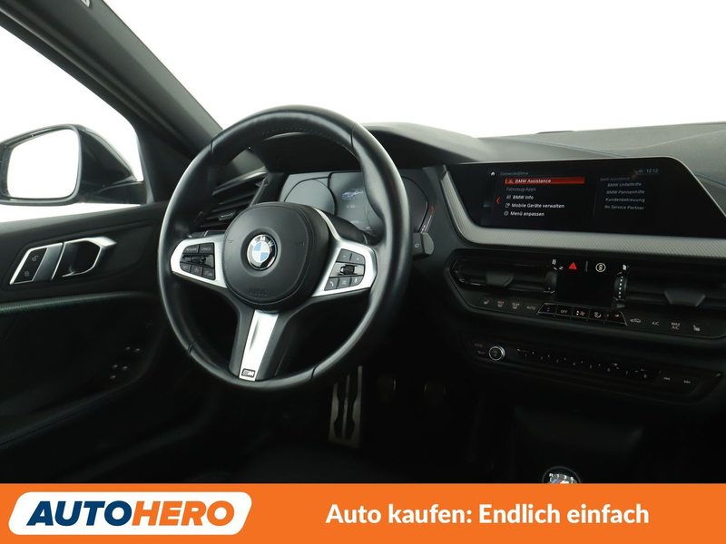 BMW 118 118i M Sport — photo 13