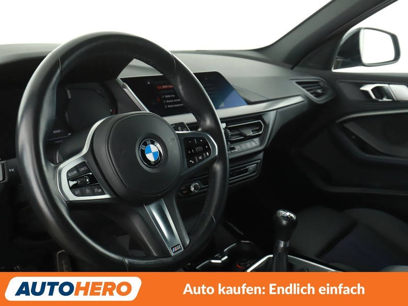 BMW 118 118i M Sport — photo 11