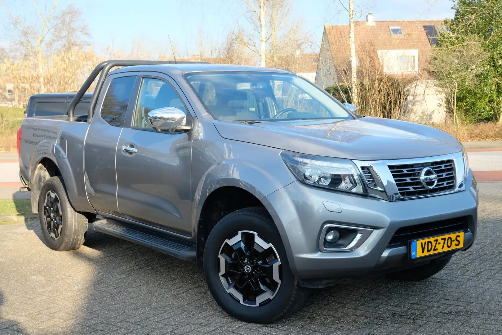 Nissan Navara 2.3 dCi N-Connecta King Cab 163pk Trekhaak | Navig Grijs - 2
