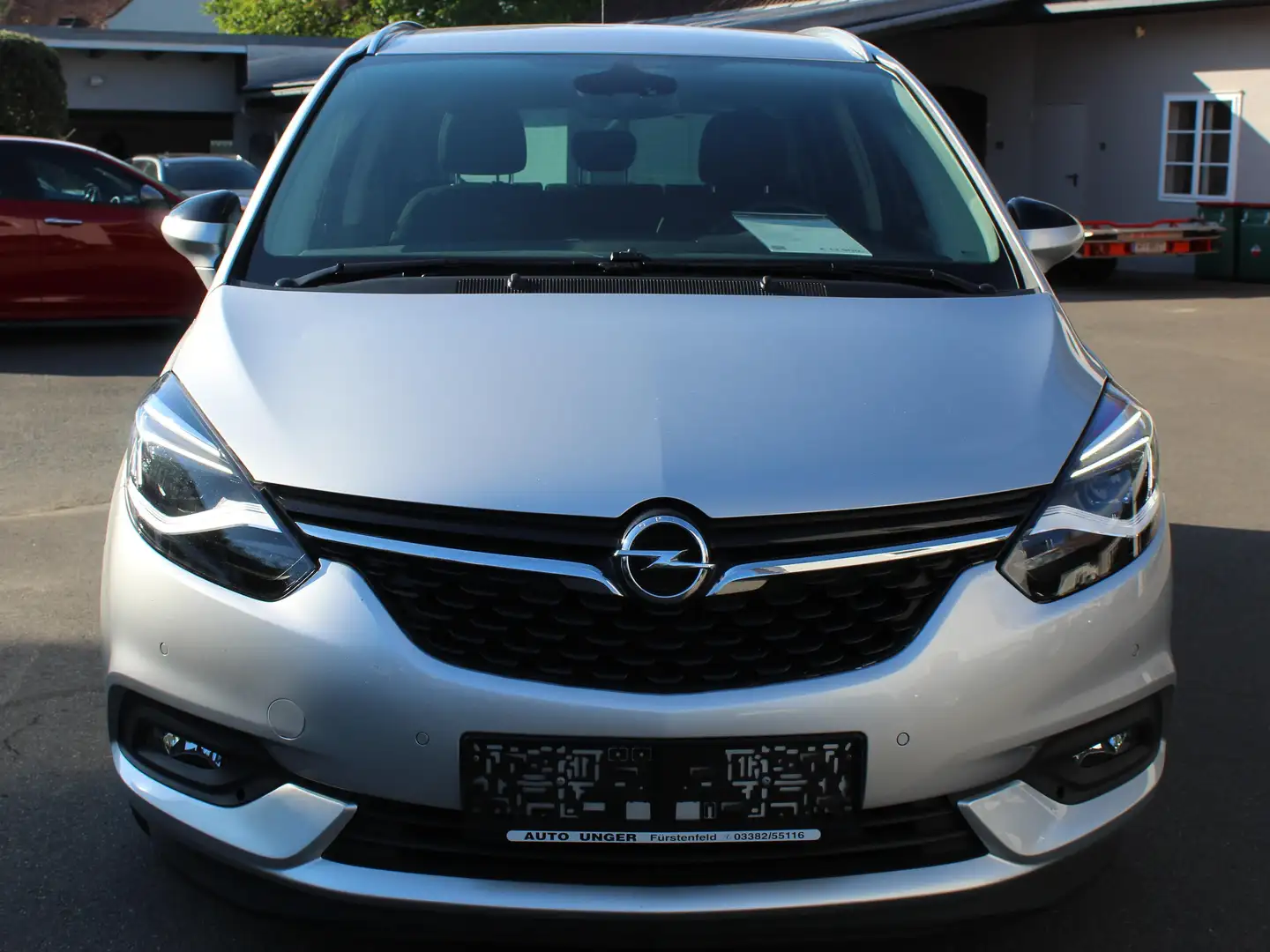 Opel Zafira Zafira 1,6 Turbo Zafira Plus Aut.  Plus 7 Sitzer! Silber - 2