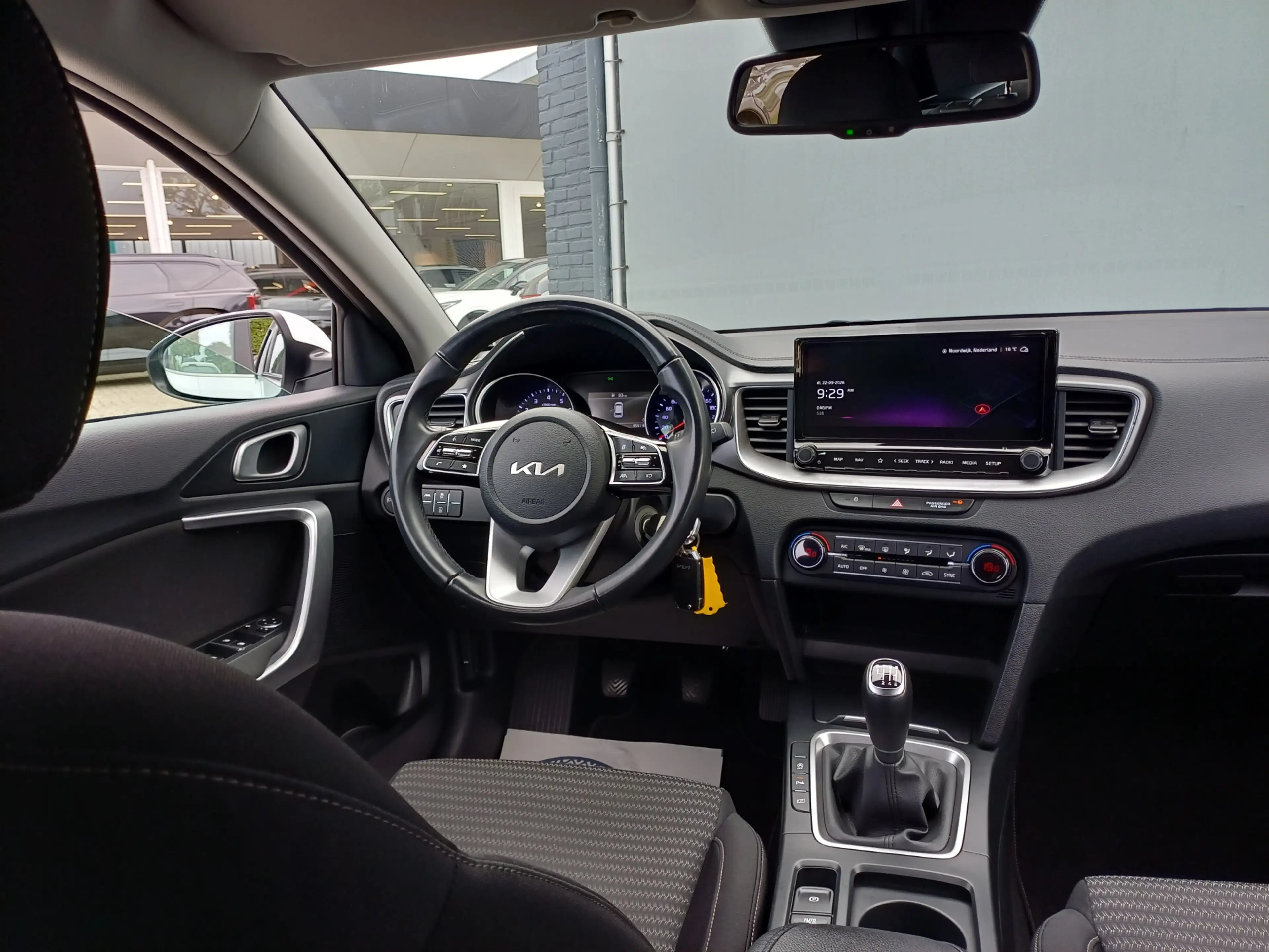 Kia Ceed / cee'd 1.0 T-GDi DynamicLine | CAMERA | NAVI | APPLE CARP — photo 13