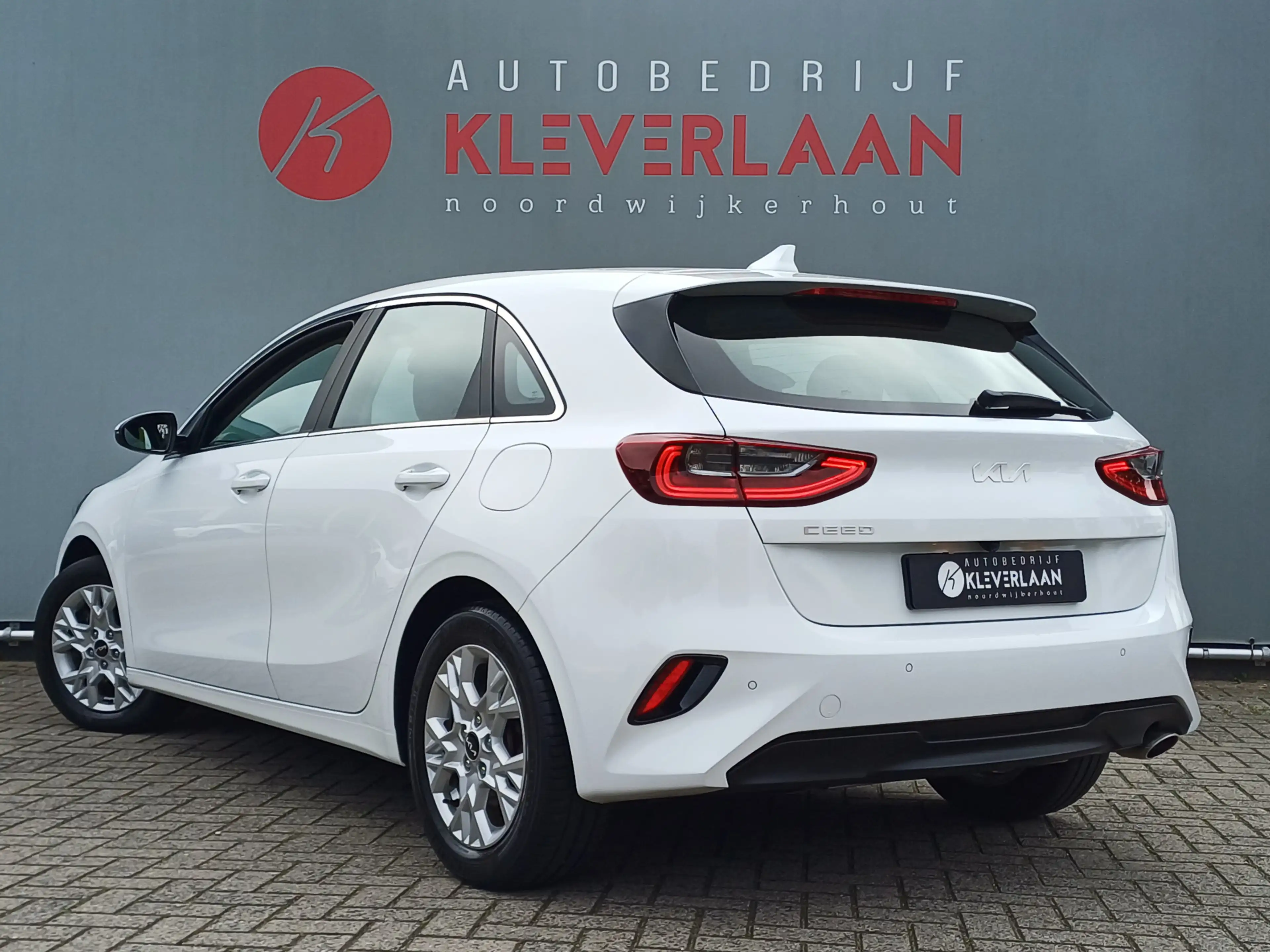 Kia Ceed / cee'd 1.0 T-GDi DynamicLine | CAMERA | NAVI | APPLE CARP — photo 6