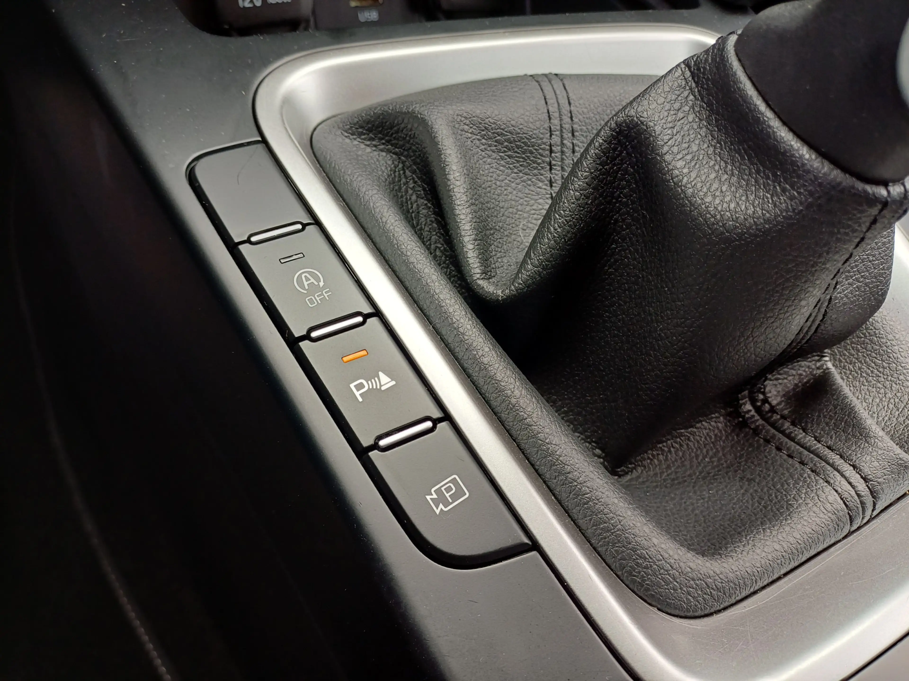 Kia Ceed / cee'd 1.0 T-GDi DynamicLine | CAMERA | NAVI | APPLE CARP — photo 29