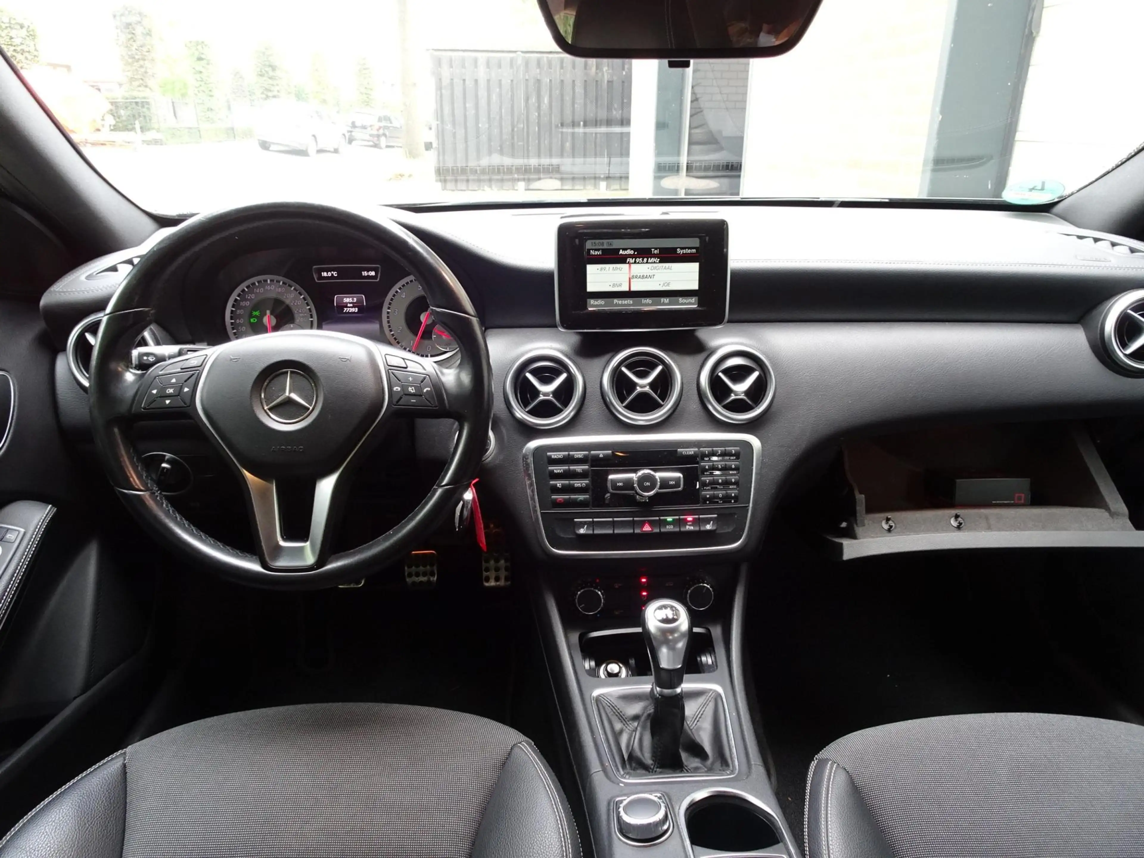 Mercedes-Benz A 180 Ambition BlueEFFICIENCY 2Style Sport. — photo 11