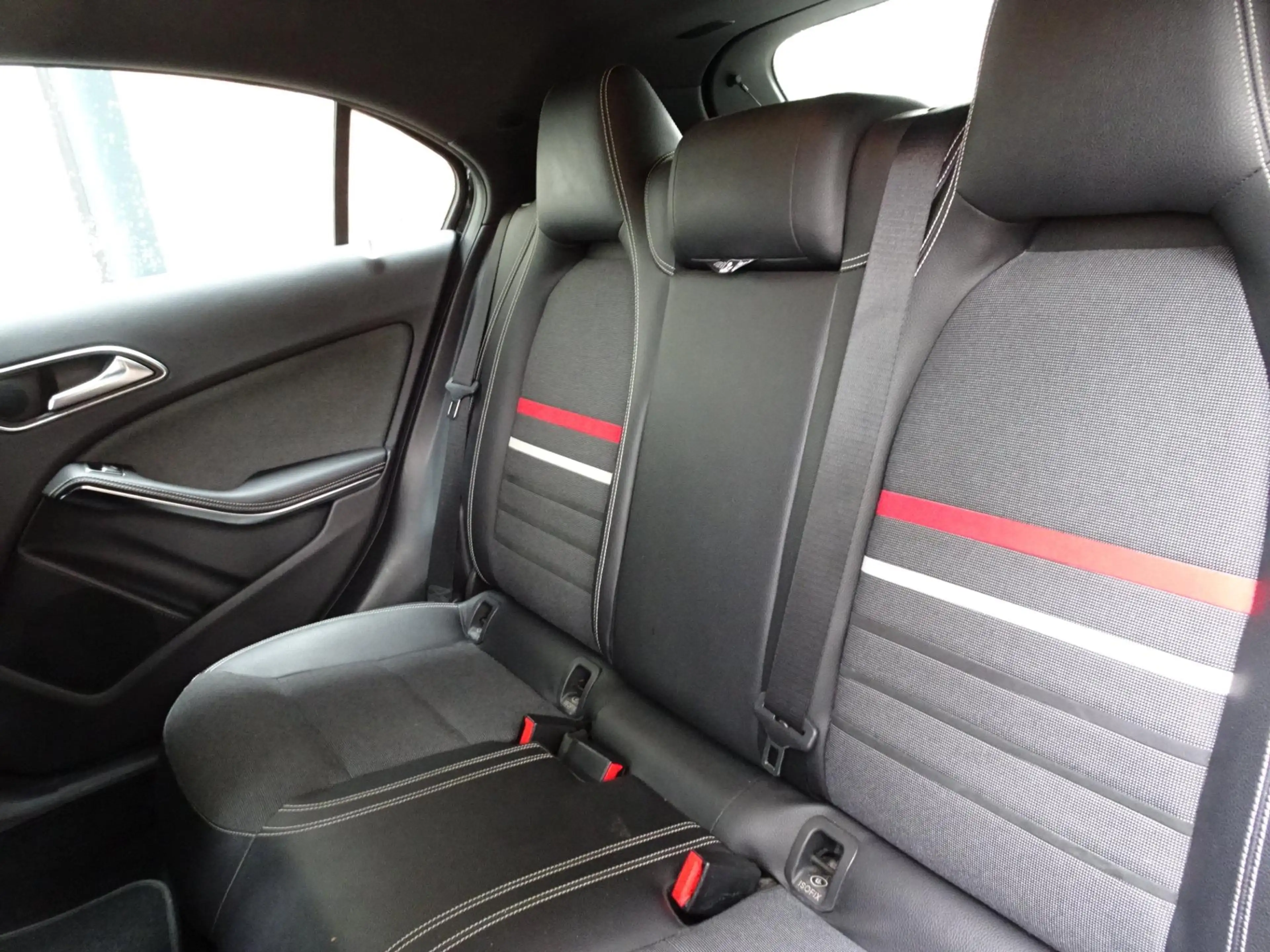 Mercedes-Benz A 180 Ambition BlueEFFICIENCY 2Style Sport. — photo 12