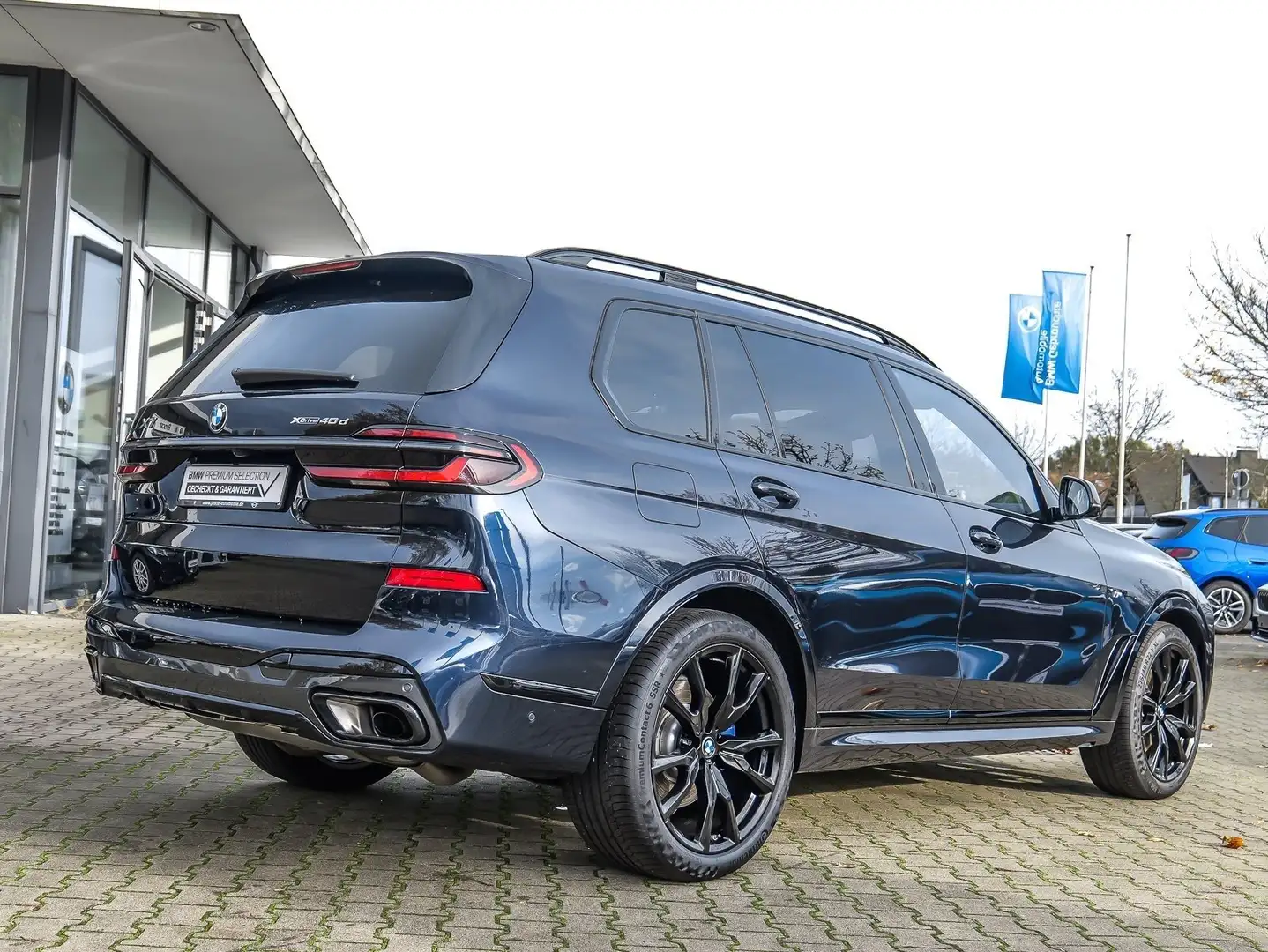 BMW X7 xDrive40d M Sport Pro Integral AHK SoftClose H/K Zwart - 2