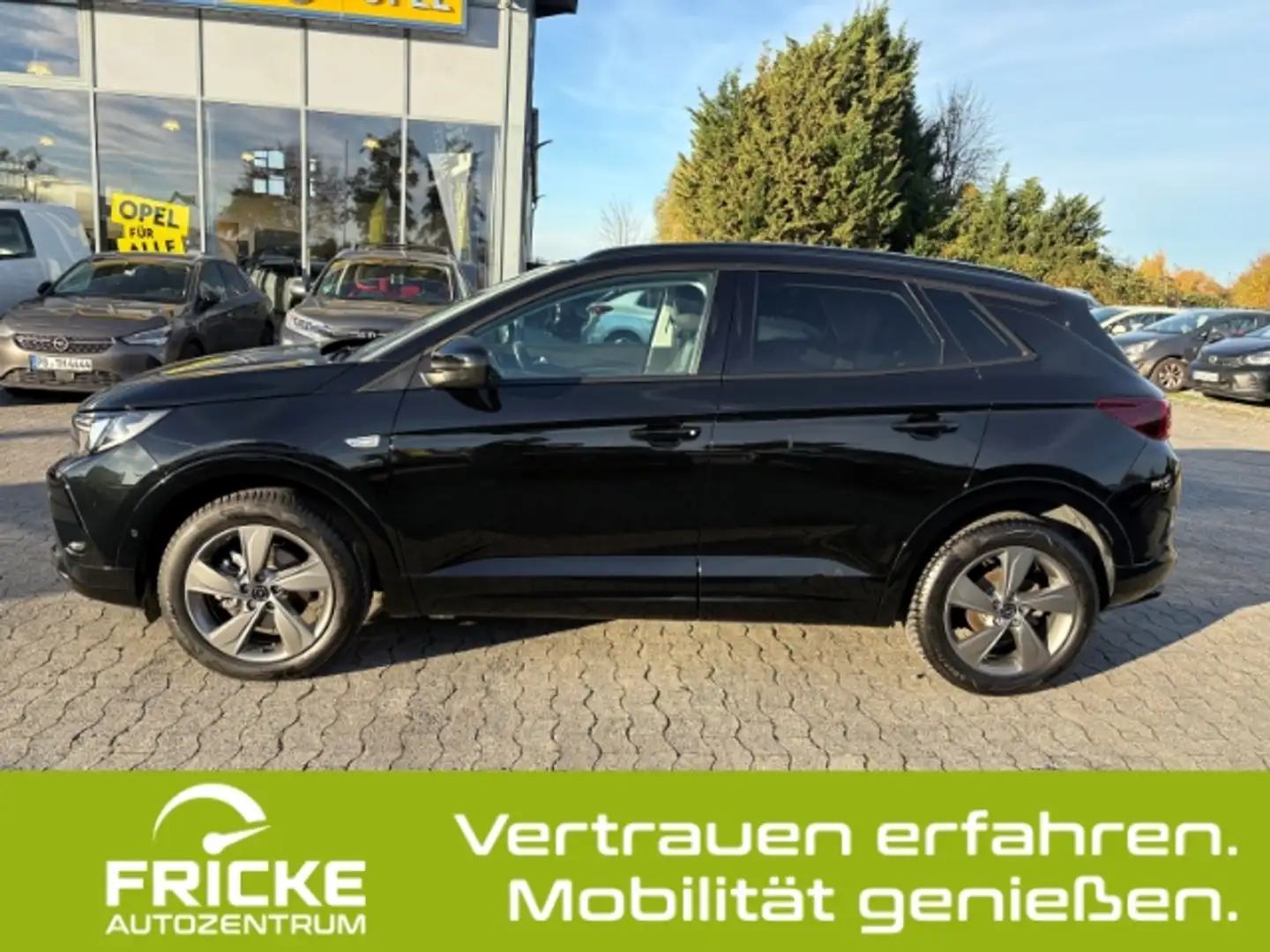 Opel Grandland GS Line 1.2 Turbo+Navi+Sitzheizung+Kamera+LED Schwarz - 2
