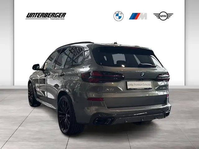 BMW X5 xDrive50e G05 XB1 DAB Individual Stratusgrau Ansicht 4