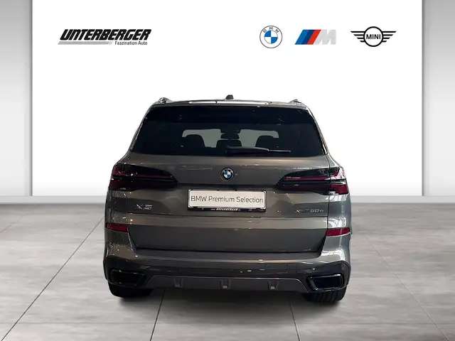 BMW X5 xDrive50e G05 XB1 DAB Individual Stratusgrau Ansicht 5
