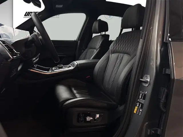 BMW X5 xDrive50e G05 XB1 DAB Individual Stratusgrau Ansicht 10